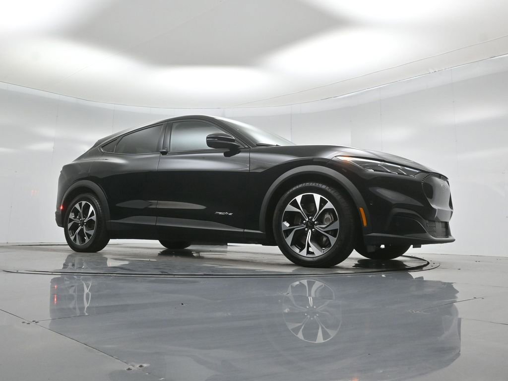 Certified 2024 Ford Mustang Mach-E Select RWD image 3