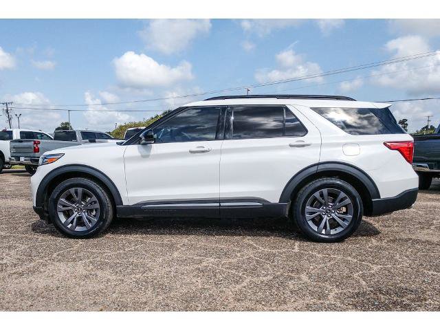Certified 2023 Ford Explorer XLT w/ Equipment Group 202A RWD image 2