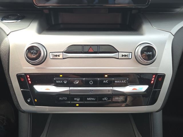 Certified 2022 Ford Explorer XLT w/ Equipment Group 202A image 36