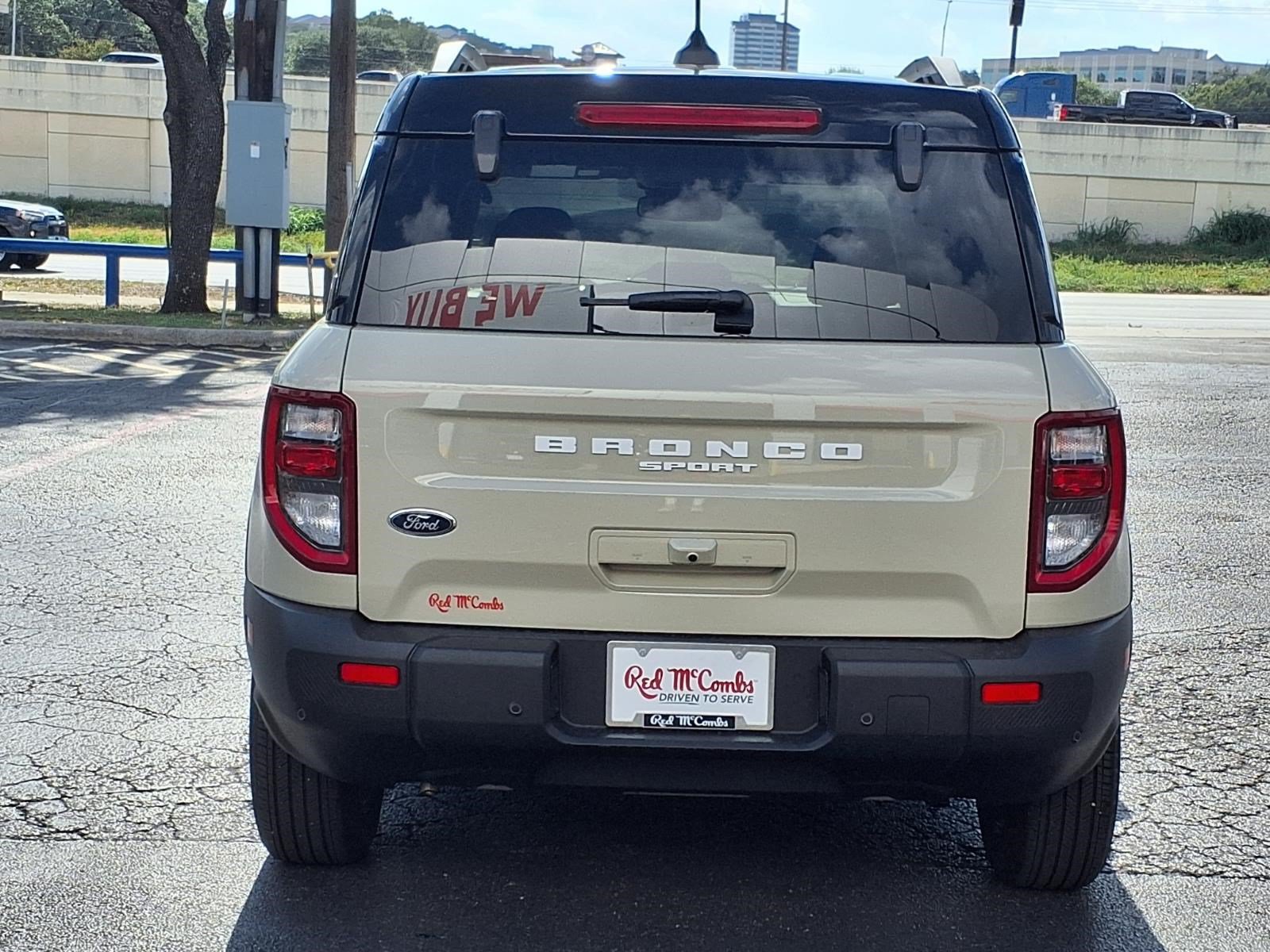 Certified 2025 Ford Bronco Sport Outer Banks w/ Outer Banks Tech Package+ AWD/4WD image 7