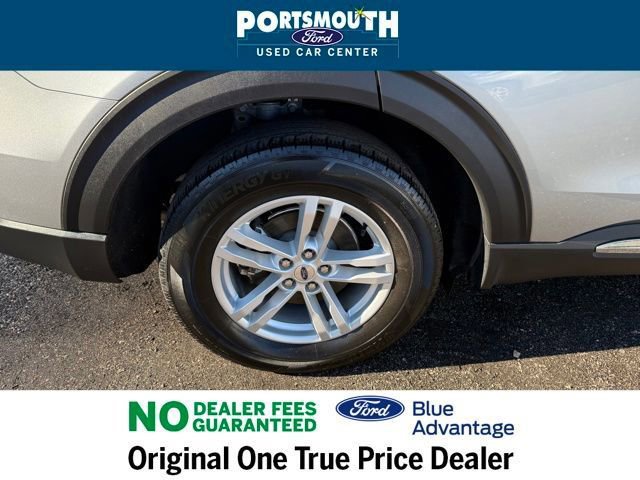 Certified 2022 Ford Explorer XLT w/ Equipment Group 202A image 35