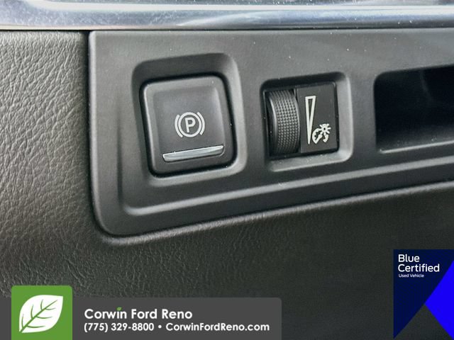 Used 2023 Cadillac XT5 Luxury AWD/4WD image 13