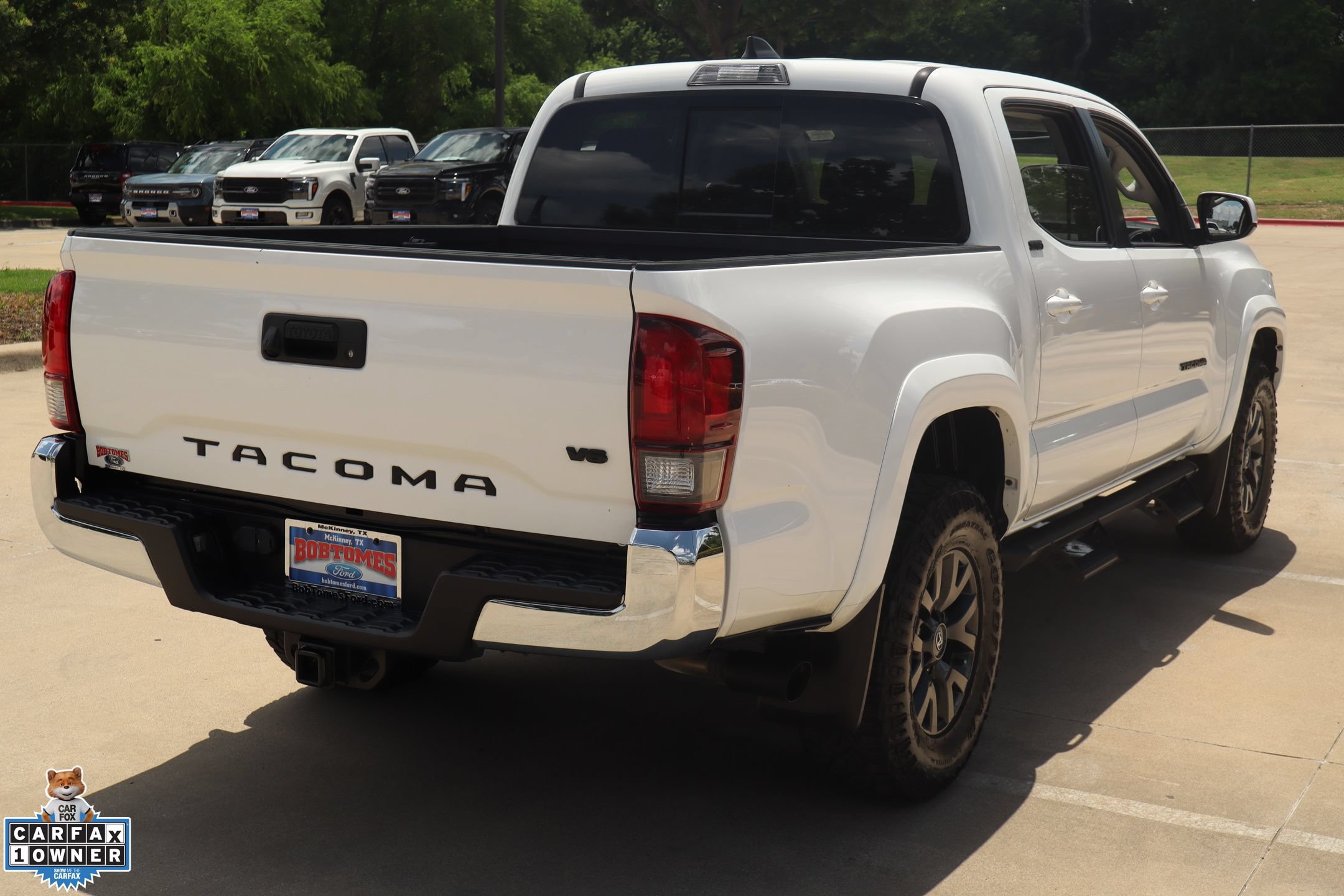 Used 2023 Toyota Tacoma SR5 RWD image 3
