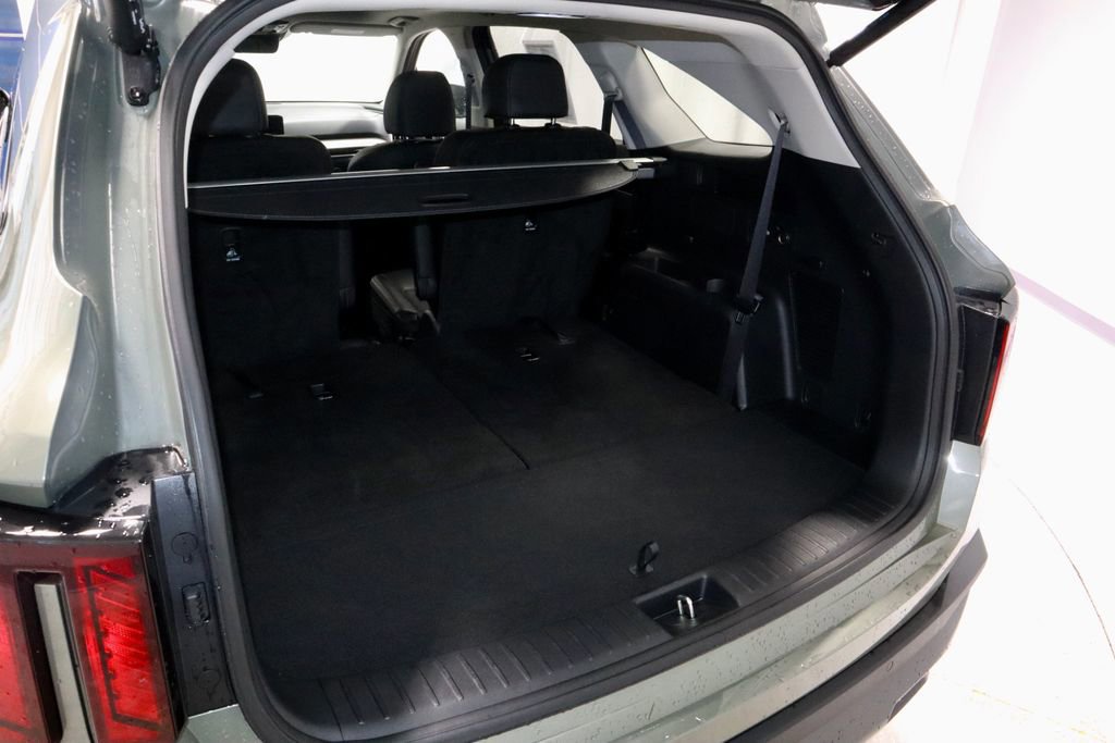 Used 2025 Kia Sorento X-Line EX image 14