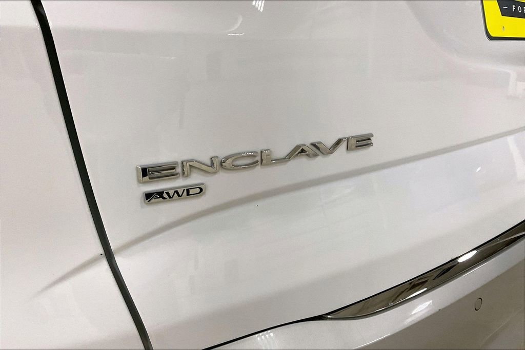Used 2024 Buick Enclave Premium AWD/4WD image 8