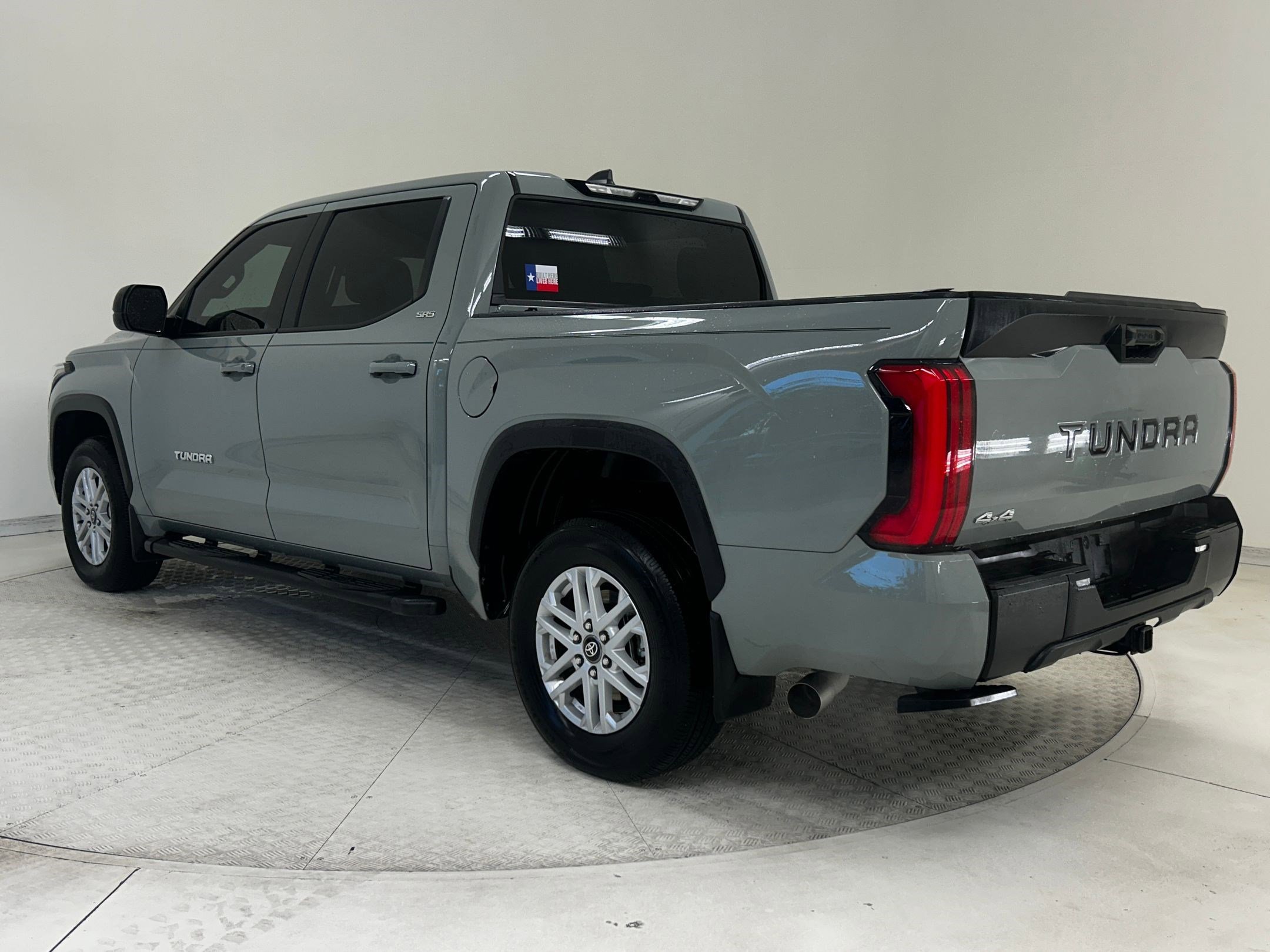 Used 2025 Toyota Tundra SR5 image 3