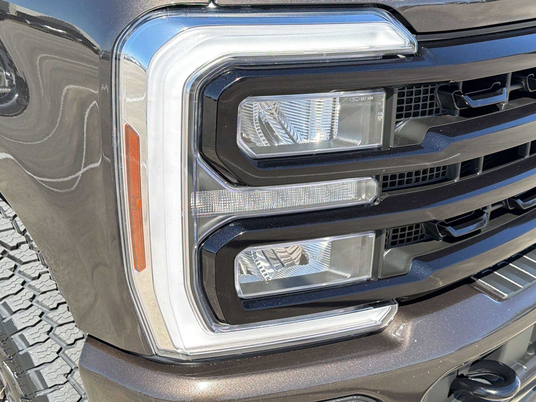 Certified 2024 Ford F250 Lariat w/ Black Appearance Package image 10