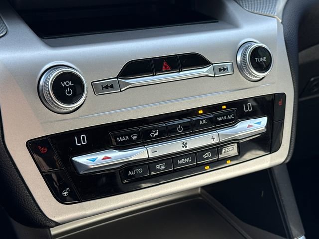 Certified 2021 Ford Explorer XLT w/ Equipment Group 202A image 24