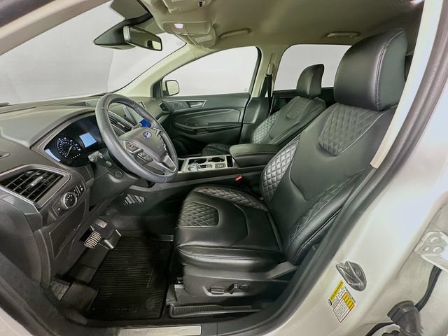 Certified 2024 Ford Edge Titanium w/ Equipment Group 301A AWD/4WD image 30