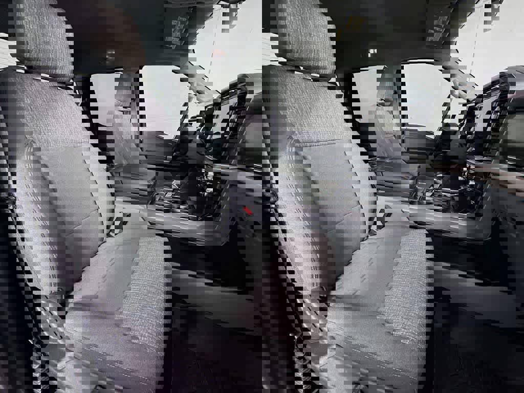 Certified 2023 Ford F150 Lightning XLT image 18