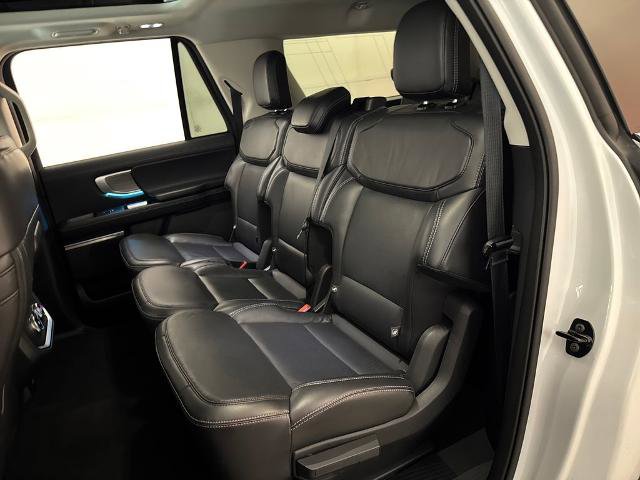 Certified 2025 Ford Expedition Max Platinum AWD/4WD image 36