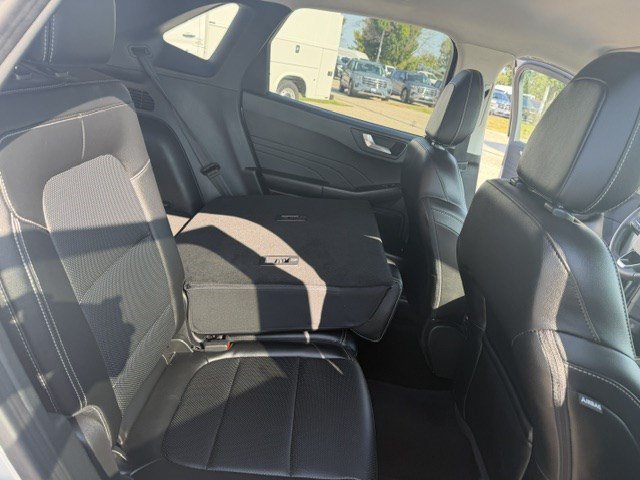 Certified 2022 Ford Escape SEL AWD/4WD image 33