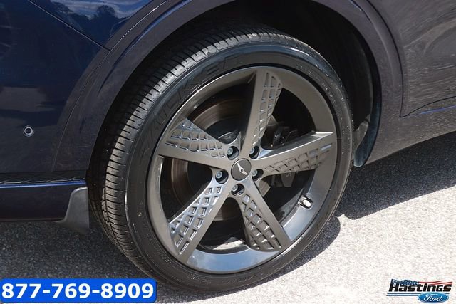 Used 2024 Genesis GV70 3.5T Sport w/ Sport Prestige Package AWD/4WD image 7