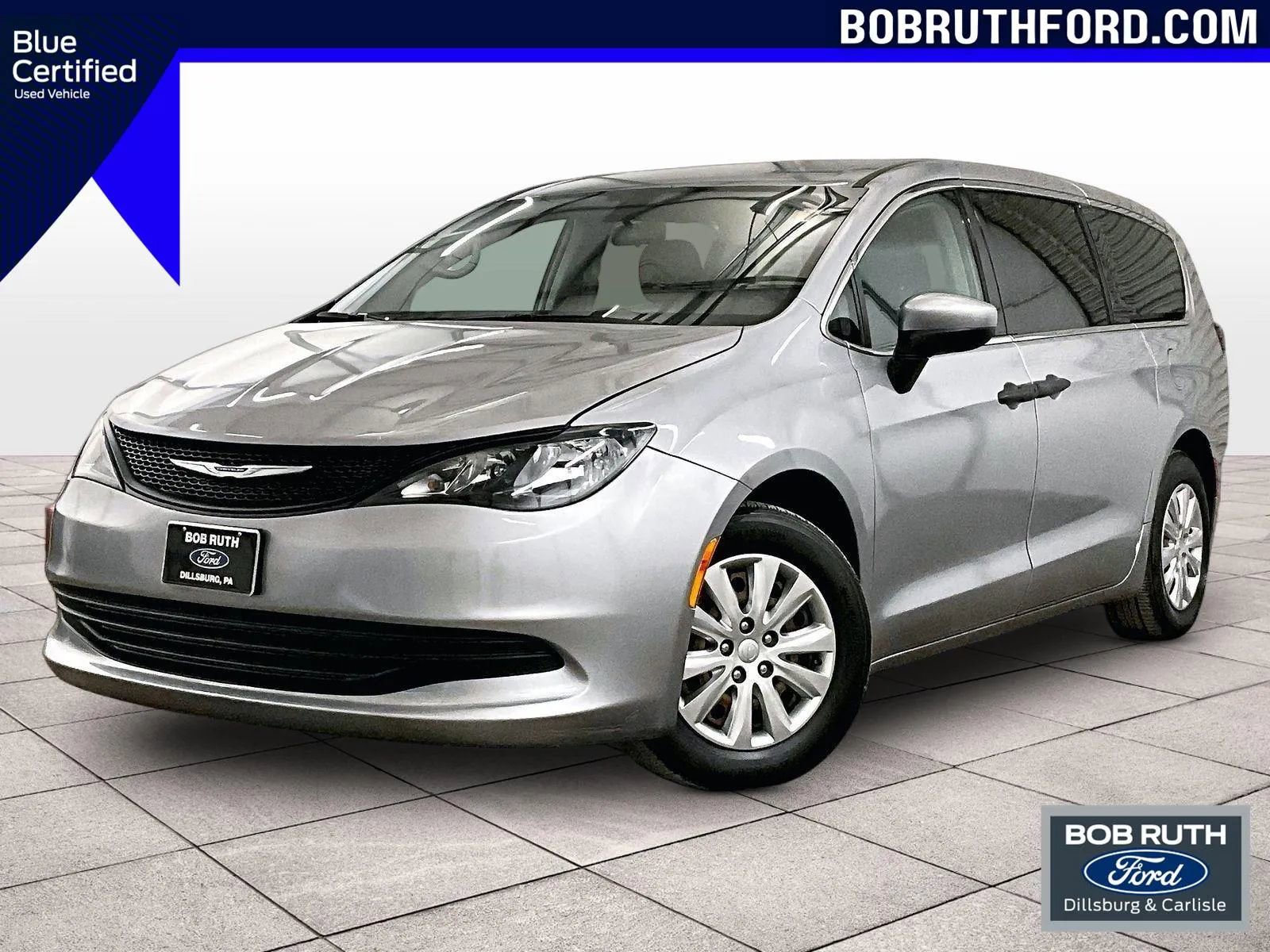 Used 2020 Chrysler Voyager L image 1