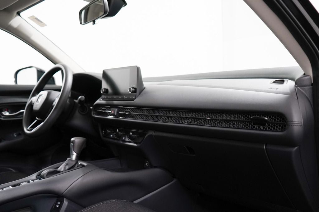 Used 2025 Honda HR-V LX image 23