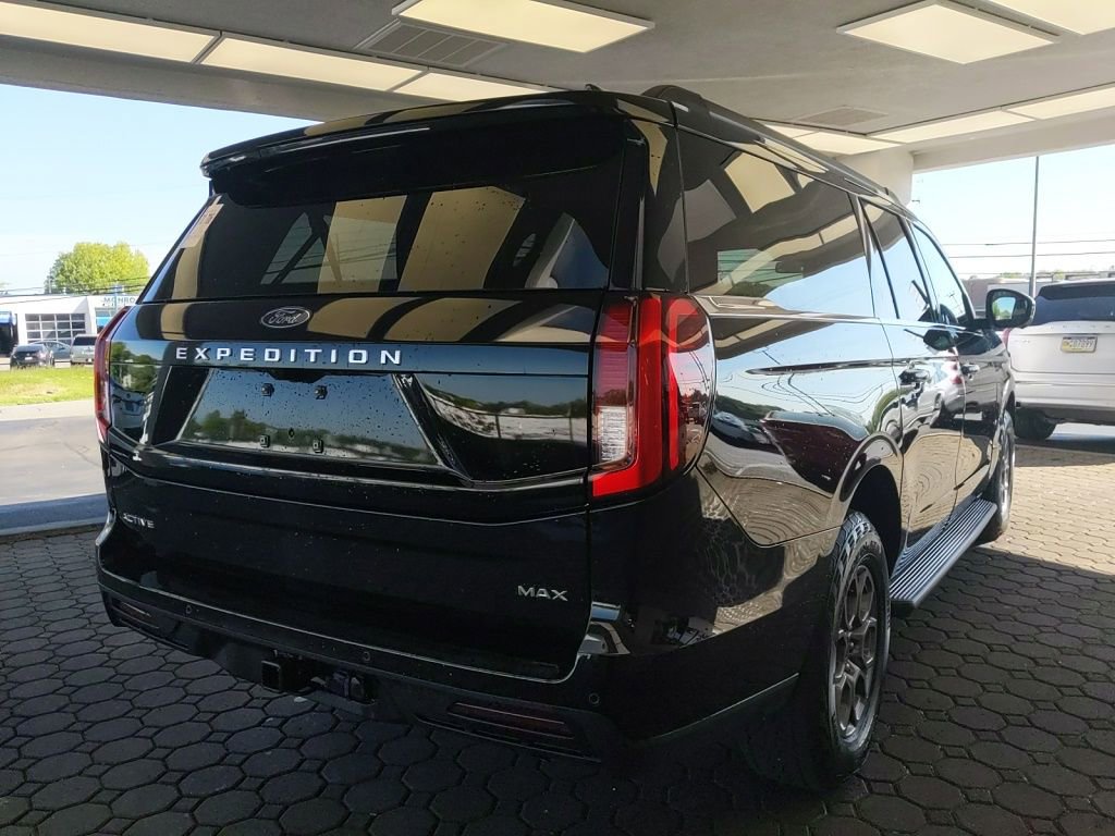 Certified 2025 Ford Expedition Max Active AWD/4WD image 6