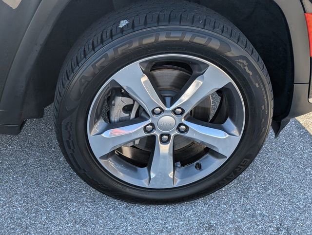 Used 2021 Jeep Grand Cherokee L Limited RWD image 18