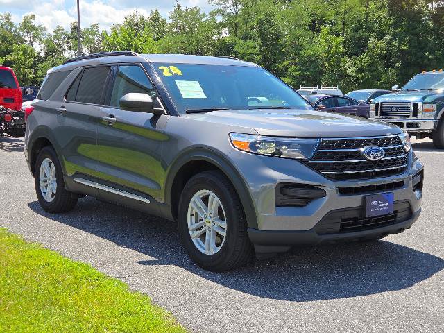 Certified 2024 Ford Explorer XLT AWD/4WD image 4