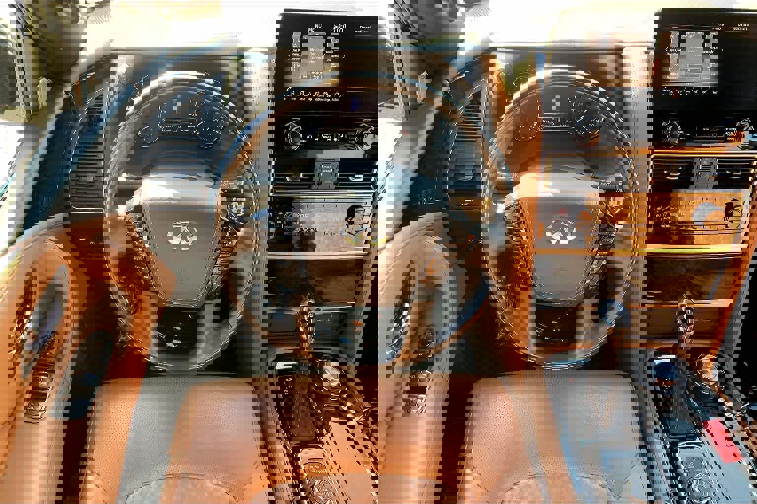 Used 2024 INFINITI QX80 Sensory w/ Cargo Package image 7