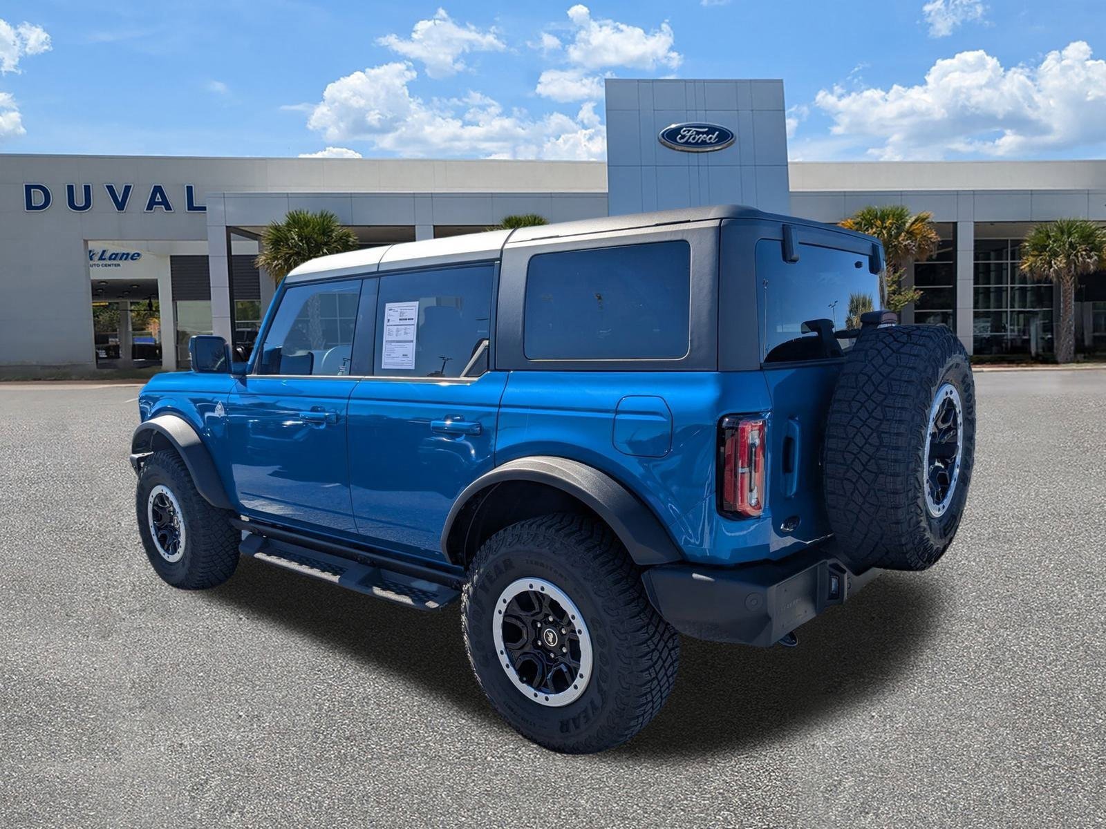 Certified 2024 Ford Bronco Outer Banks w/ Sasquatch Package image 6