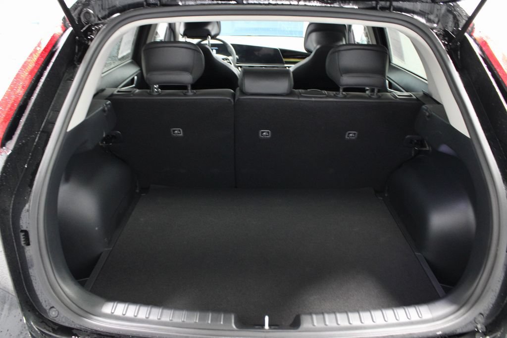 Used 2025 Kia Niro EX Touring FWD image 15