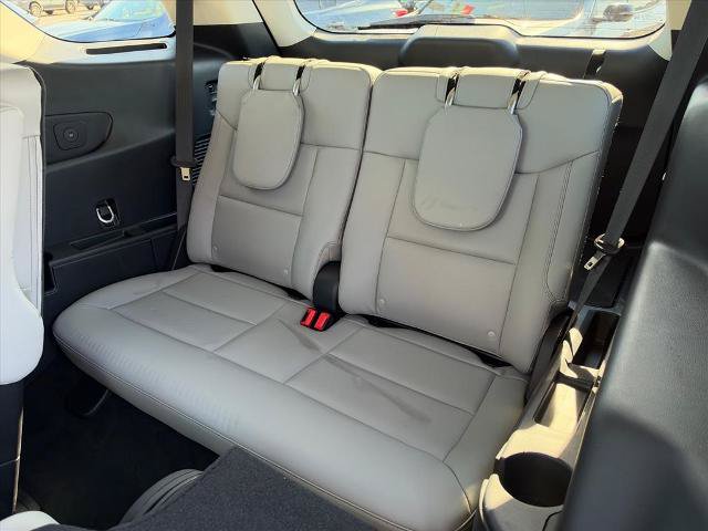 Certified 2025 Ford Explorer Active w/ Active Comfort Package RWD image 18