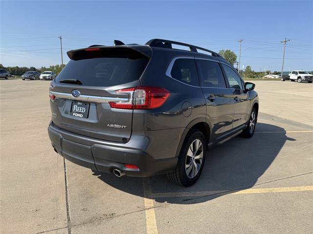 Used 2024 Subaru Ascent Premium w/ Convenience Package AWD/4WD image 9