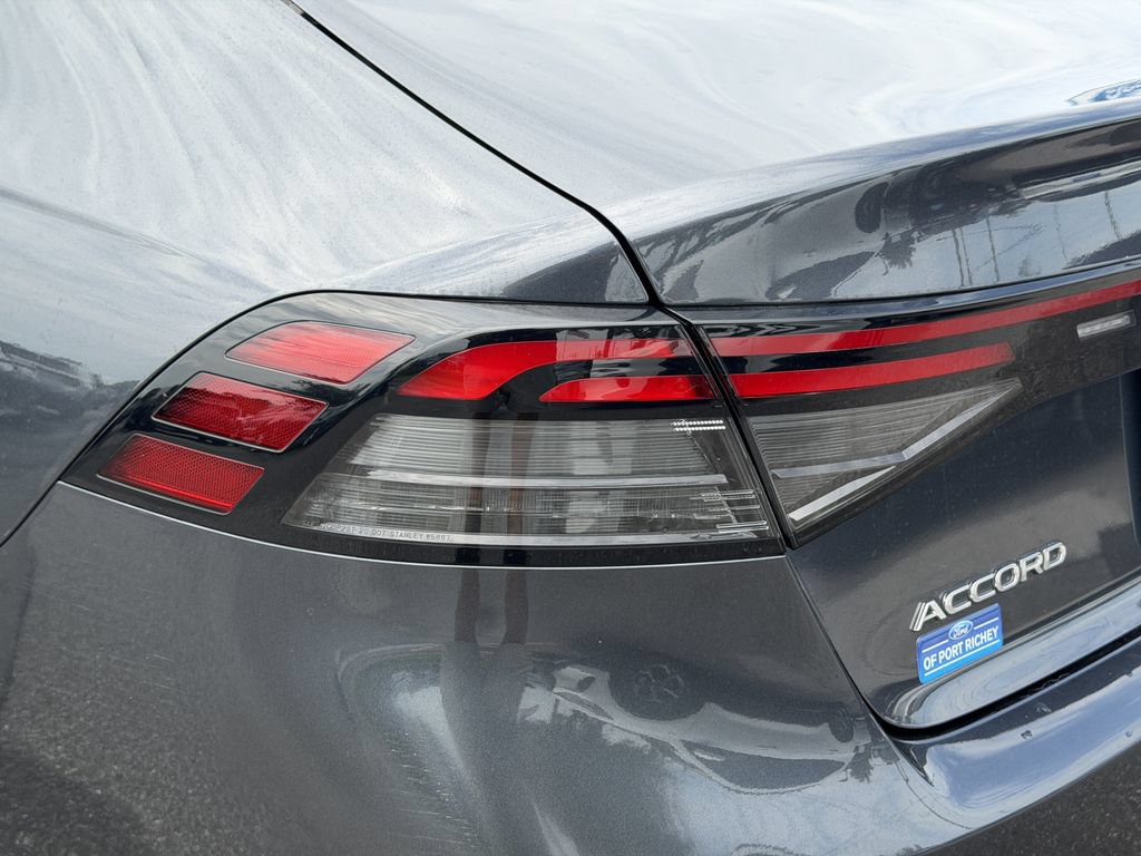 Used 2023 Honda Accord EX image 12