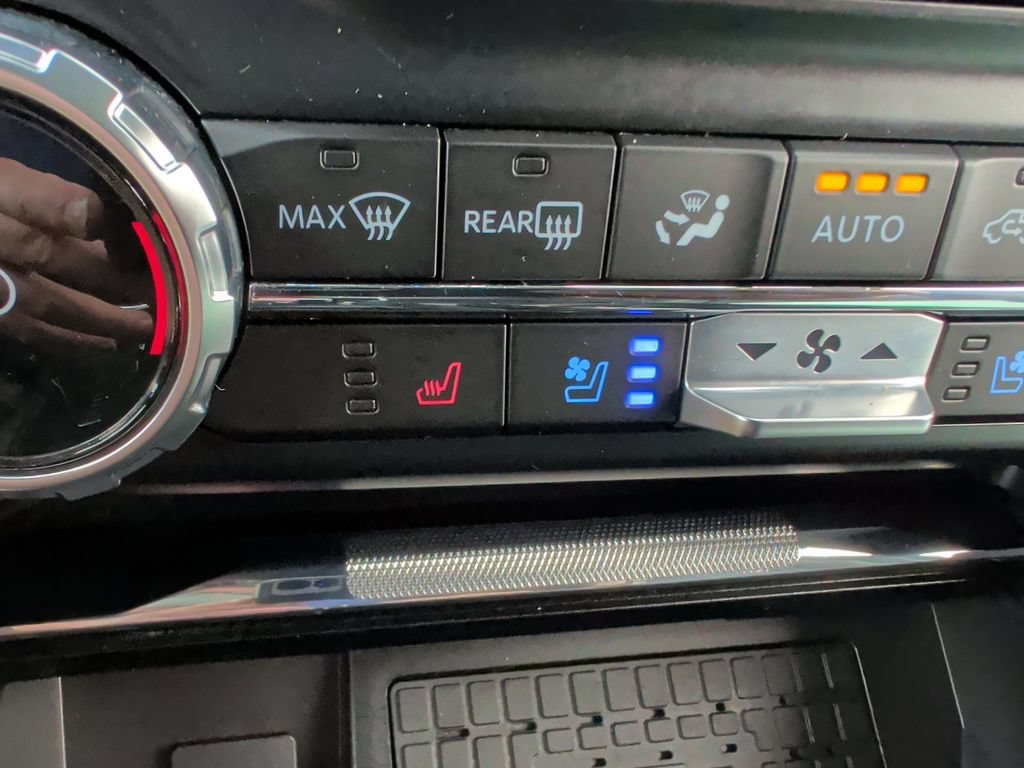 Certified 2023 Ford F150 Lariat w/ Equipment Group 502A High AWD/4WD image 22