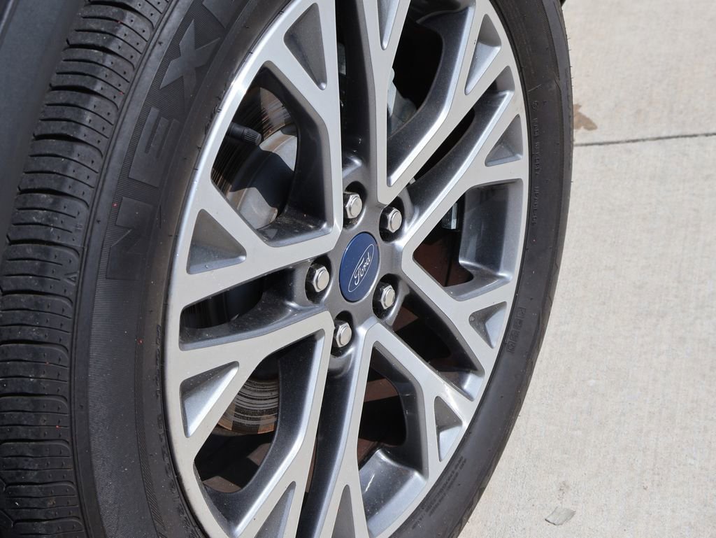 Certified 2022 Ford Escape SEL FWD image 40