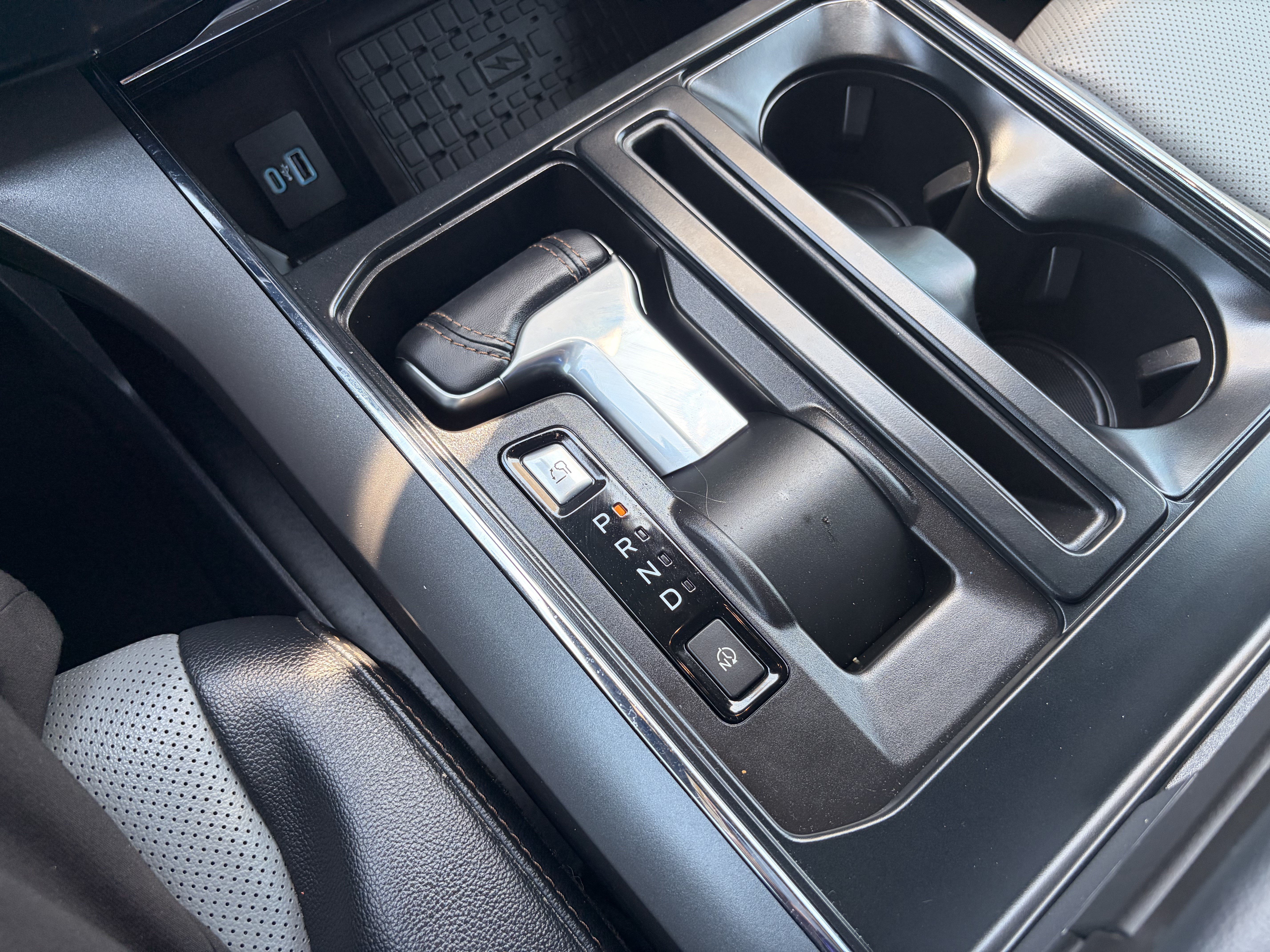 Certified 2023 Ford F150 Lightning Lariat AWD/4WD image 30