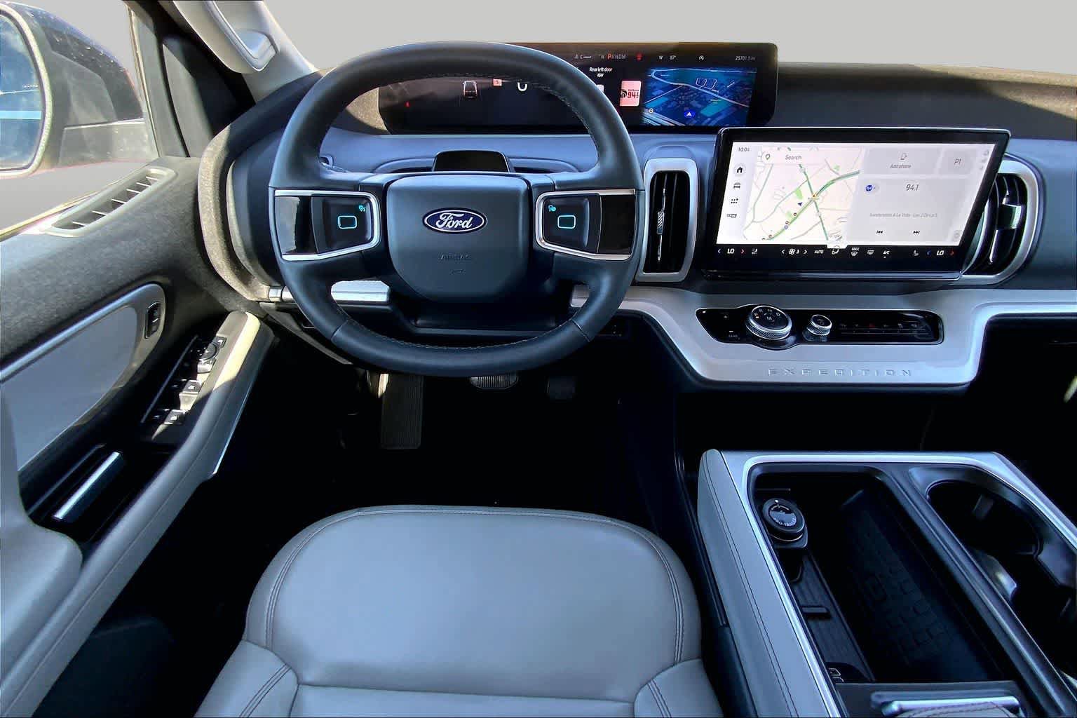 Certified 2025 Ford Expedition Active RWD image 6
