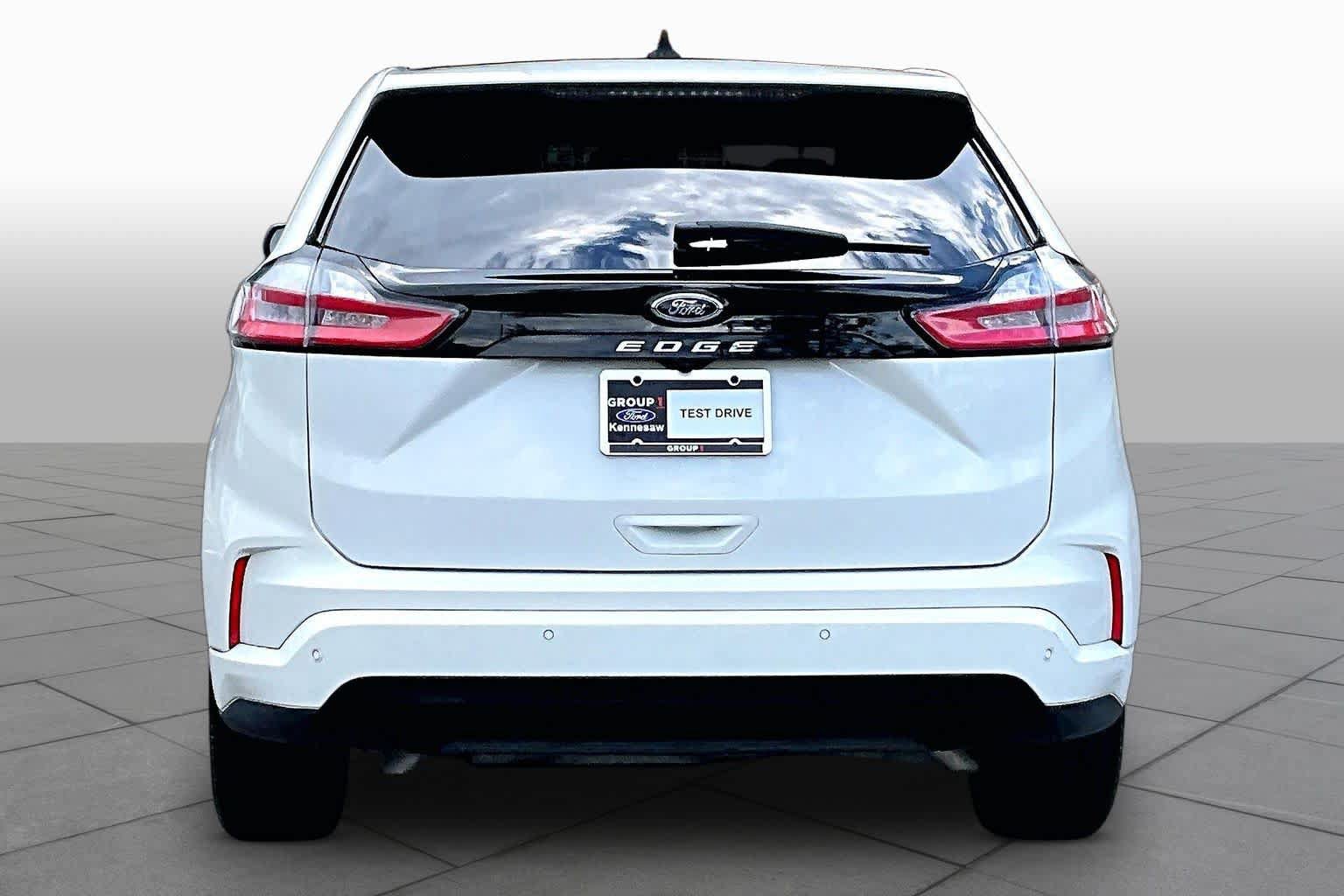 Certified 2023 Ford Edge ST-Line AWD/4WD image 5