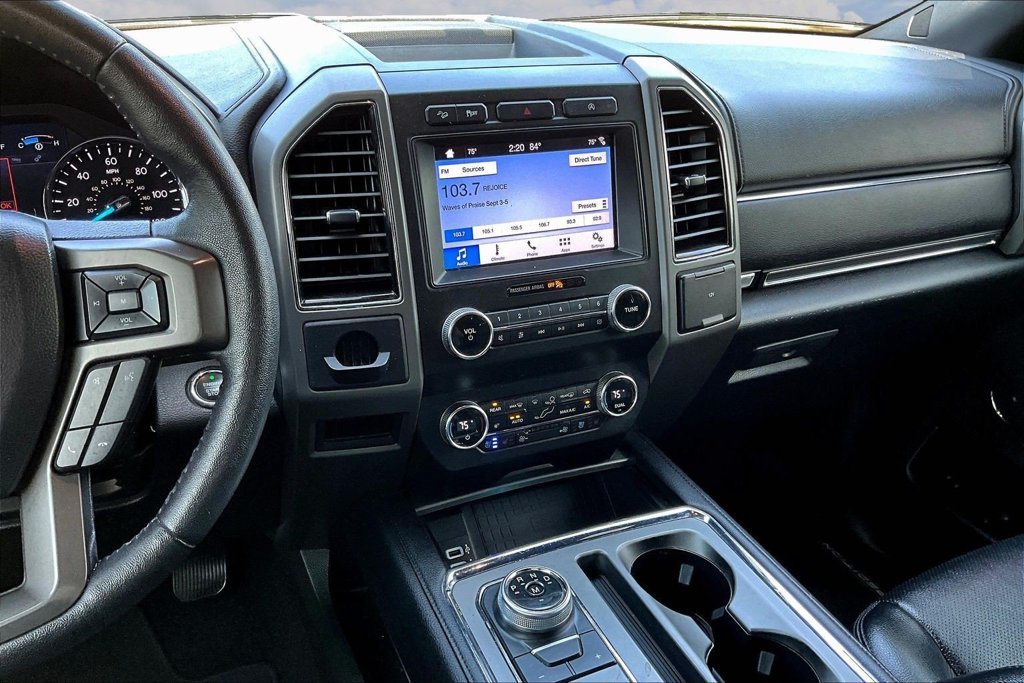 Certified 2019 Ford Expedition XLT w/ Equipment Group 202A AWD/4WD image 11