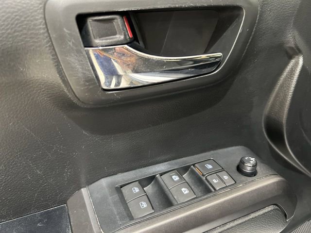 Used 2019 Toyota Tacoma TRD Sport w/ Technology Package AWD/4WD image 22