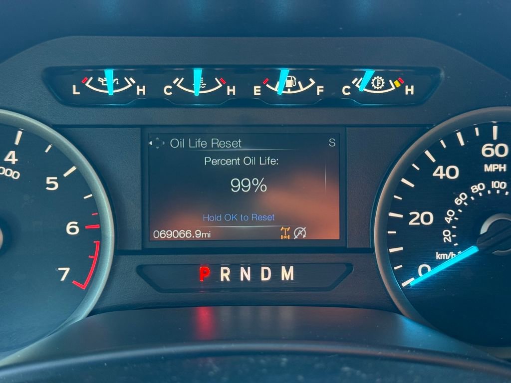 Certified 2019 Ford F150 XLT w/ Equipment Group 302A Luxury image 23