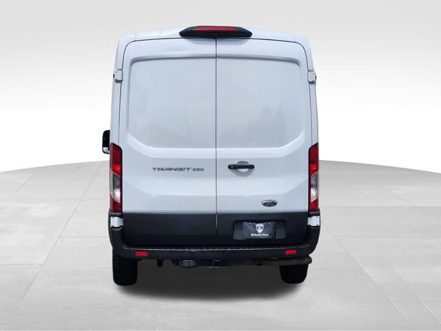 Certified 2022 Ford Transit 250 Medium Roof RWD image 8
