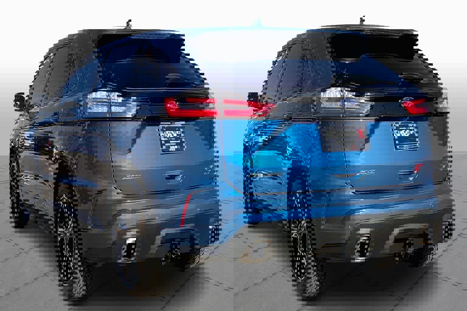 Certified 2020 Ford Edge ST image 4