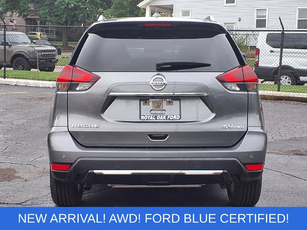 Used 2020 Nissan Rogue SV AWD/4WD image 19