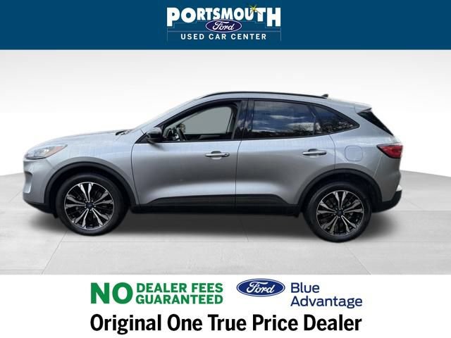 Certified 2022 Ford Escape SE w/ SE Sport Appearance Package image 7
