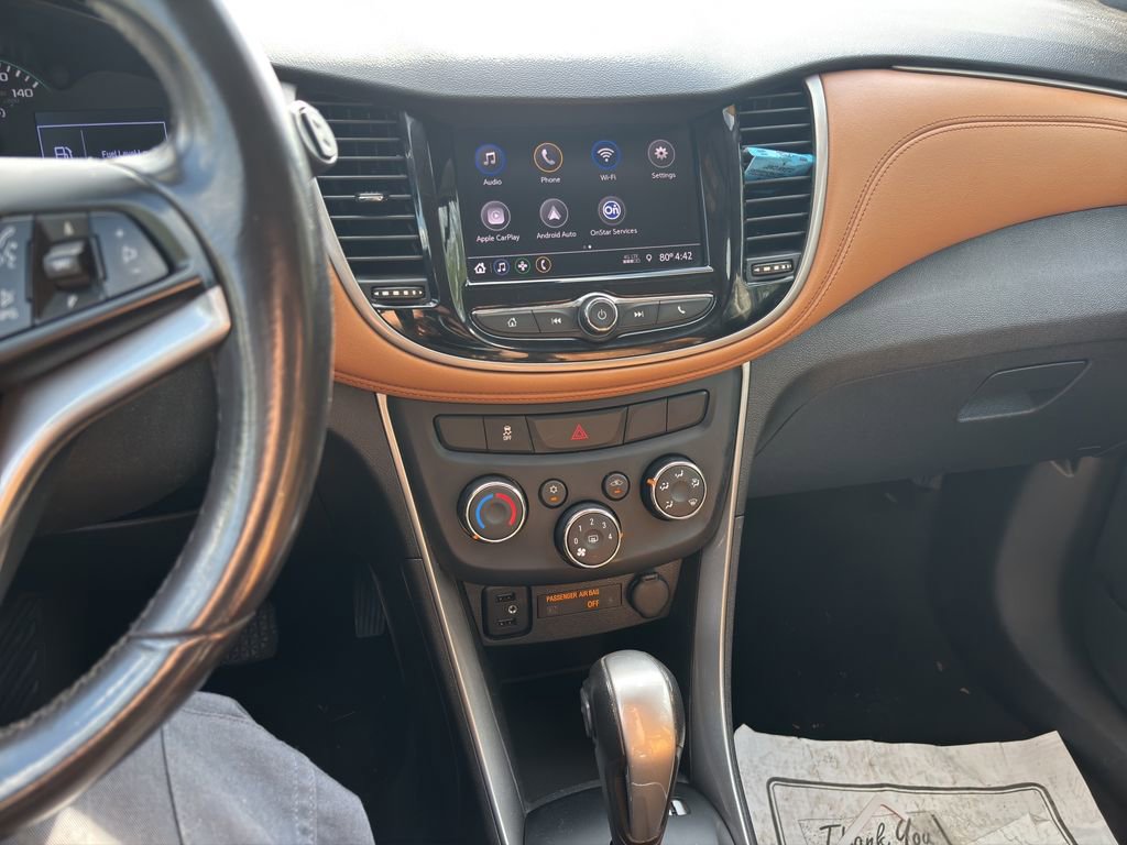 Used 2020 Chevrolet Trax LT w/ LT Convenience Package image 25