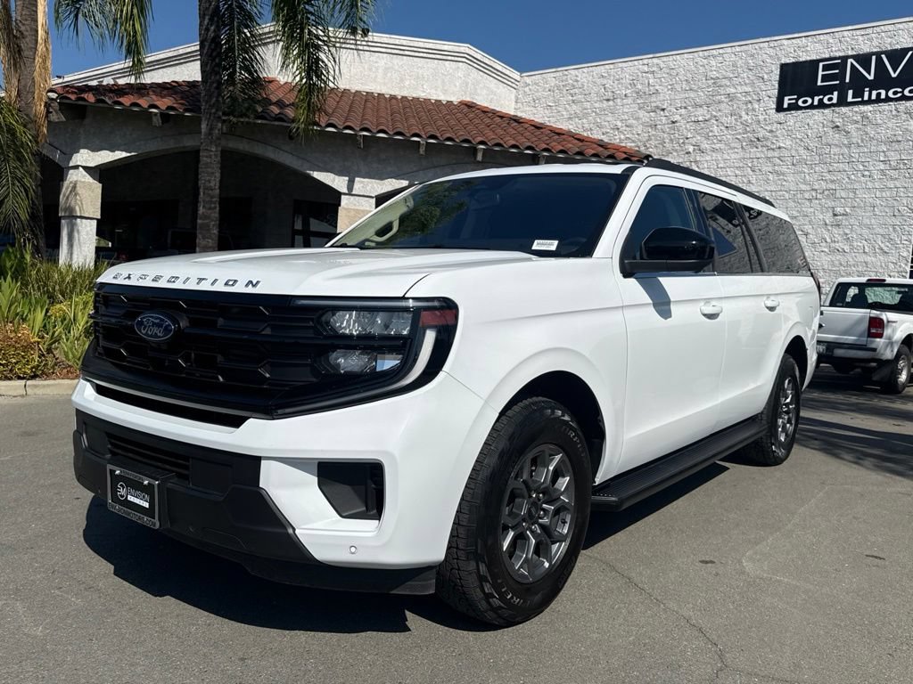 Certified 2025 Ford Expedition Max Active RWD image 6