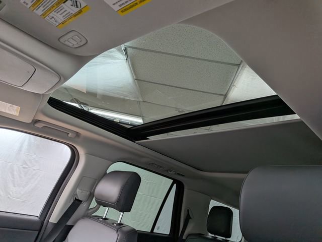 Certified 2025 Ford Expedition Active image 12