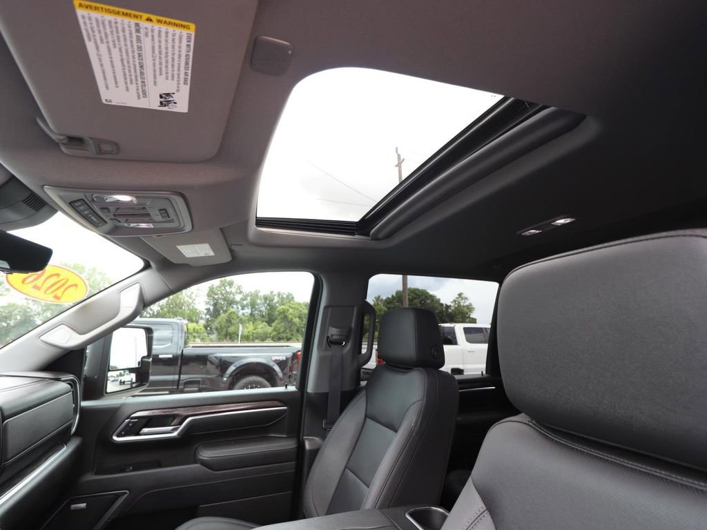 Used 2026 Chevrolet Silverado 3500 LTZ w/ Trail Boss Package AWD/4WD image 4