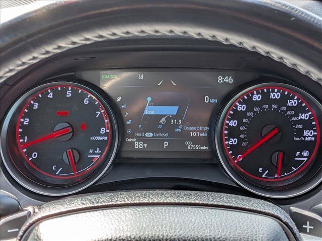 Used 2022 Toyota Camry XSE FWD image 11