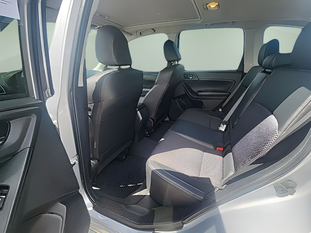 Used 2017 Subaru Forester 2.0XT Premium AWD/4WD image 18