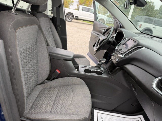Used 2023 Chevrolet Equinox LT AWD/4WD image 36