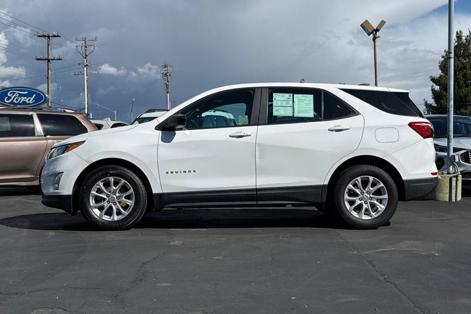 Used 2020 Chevrolet Equinox LS image 28