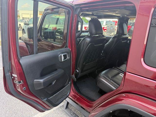 Used 2021 Jeep Wrangler Unlimited Rubicon w/ Dual Top Group AWD/4WD image 12
