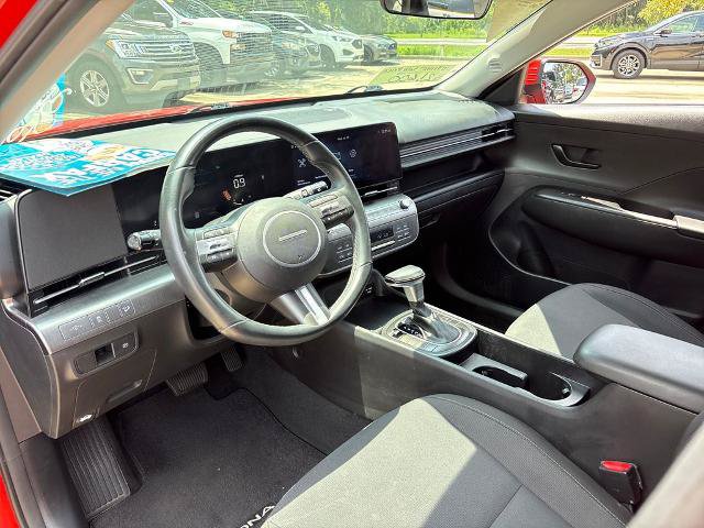 Used 2024 Hyundai Kona SEL FWD image 6